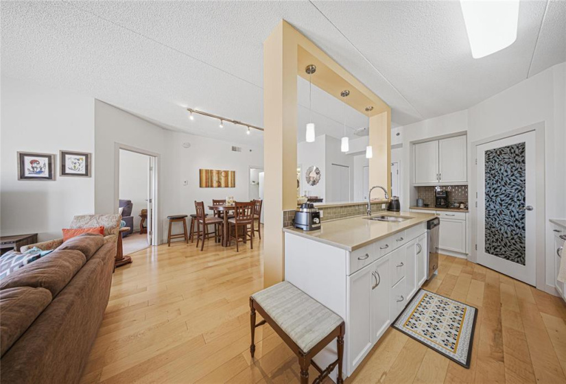 110 Creek Bend, 2 Bedrooms Bedrooms, 8 Rooms Rooms,2 BathroomsBathrooms,Condominium,For Sale,Creek Bend