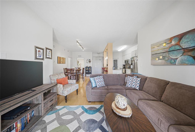 110 Creek Bend, 2 Bedrooms Bedrooms, 8 Rooms Rooms,2 BathroomsBathrooms,Condominium,For Sale,Creek Bend