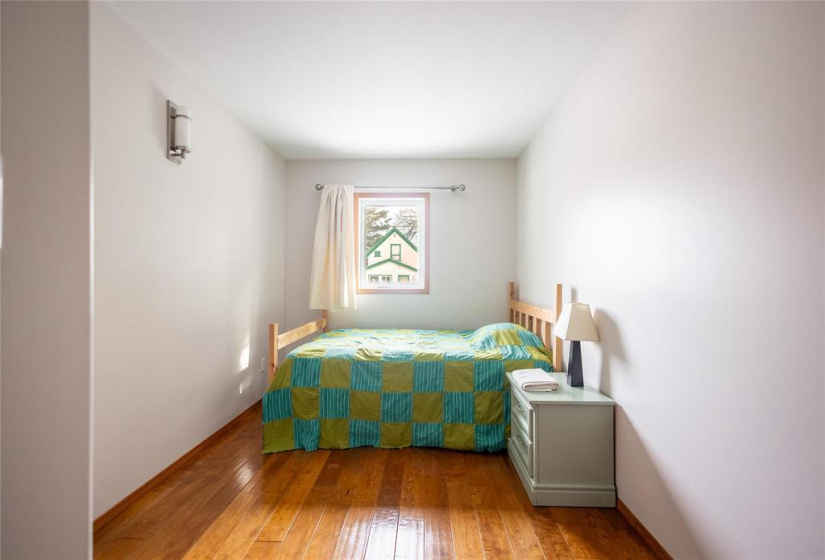 247 Collegiate, 4 Bedrooms Bedrooms, 9 Rooms Rooms,2 BathroomsBathrooms,Residential,For Sale,Collegiate