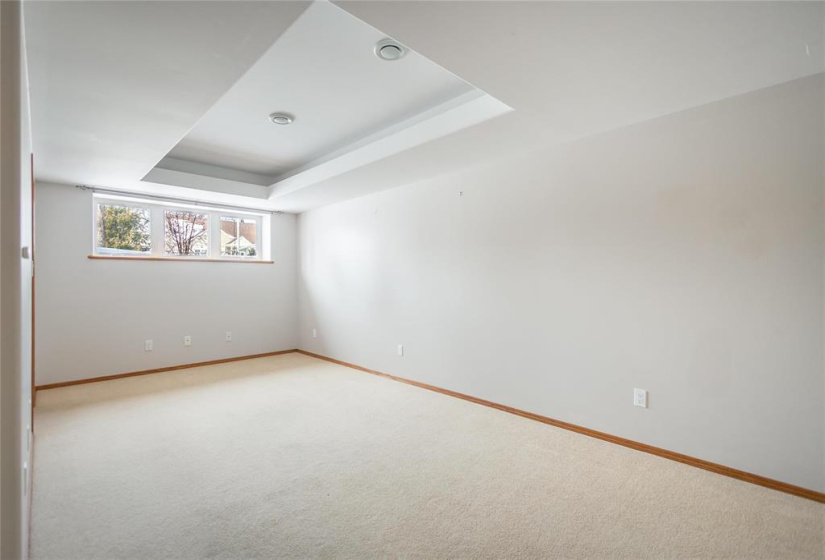 247 Collegiate, 4 Bedrooms Bedrooms, 9 Rooms Rooms,2 BathroomsBathrooms,Residential,For Sale,Collegiate