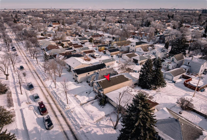 247 Collegiate, 4 Bedrooms Bedrooms, 9 Rooms Rooms,2 BathroomsBathrooms,Residential,For Sale,Collegiate