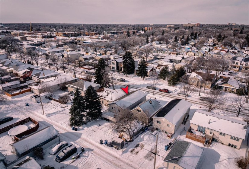 247 Collegiate, 4 Bedrooms Bedrooms, 9 Rooms Rooms,2 BathroomsBathrooms,Residential,For Sale,Collegiate