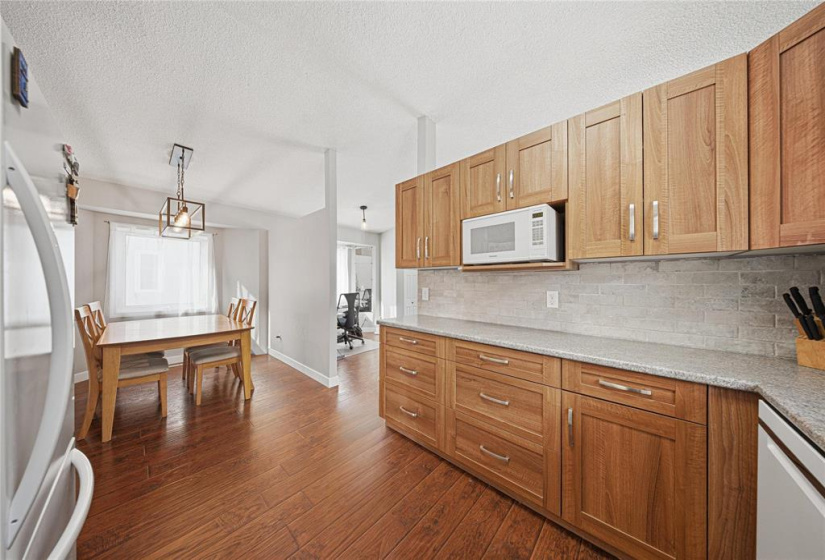 26 Alex Taylor, 3 Bedrooms Bedrooms, 10 Rooms Rooms,1 BathroomBathrooms,Residential,For Sale,Alex Taylor