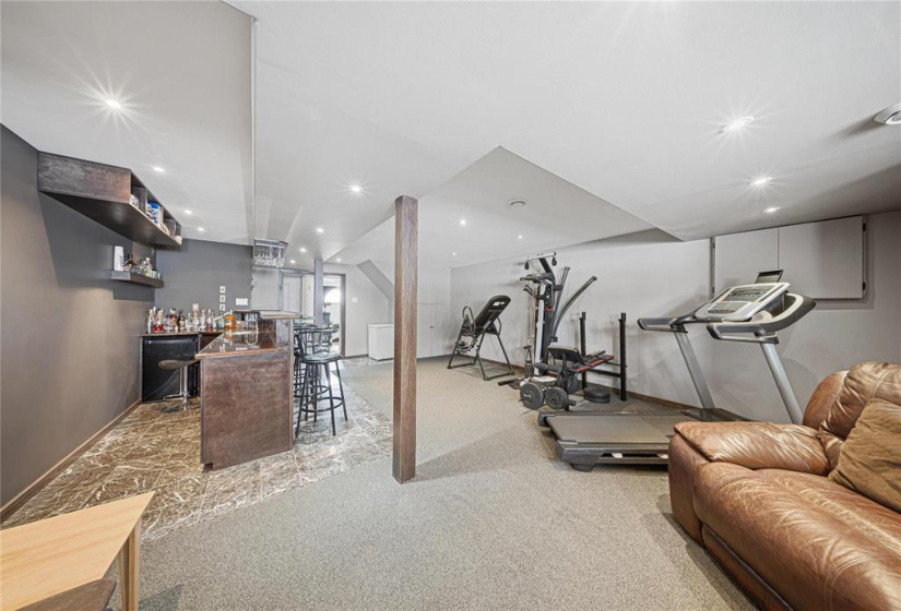 26 Alex Taylor, 3 Bedrooms Bedrooms, 10 Rooms Rooms,1 BathroomBathrooms,Residential,For Sale,Alex Taylor