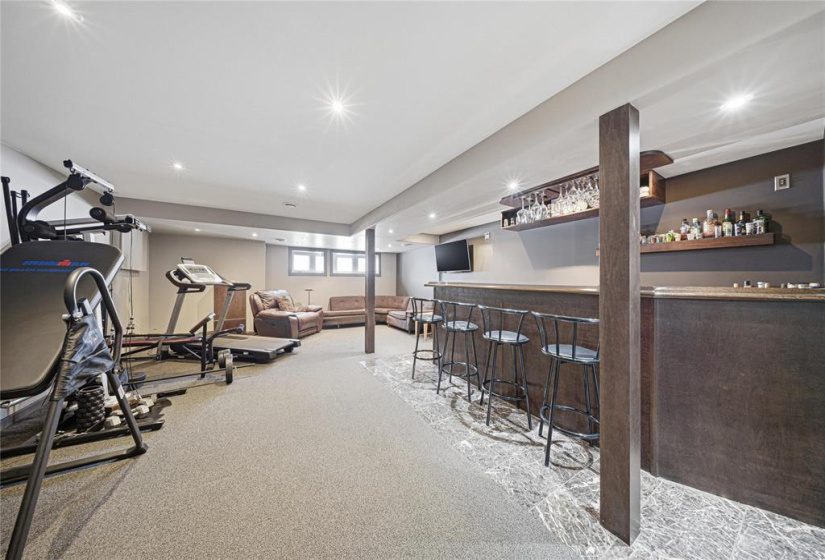 26 Alex Taylor, 3 Bedrooms Bedrooms, 10 Rooms Rooms,1 BathroomBathrooms,Residential,For Sale,Alex Taylor