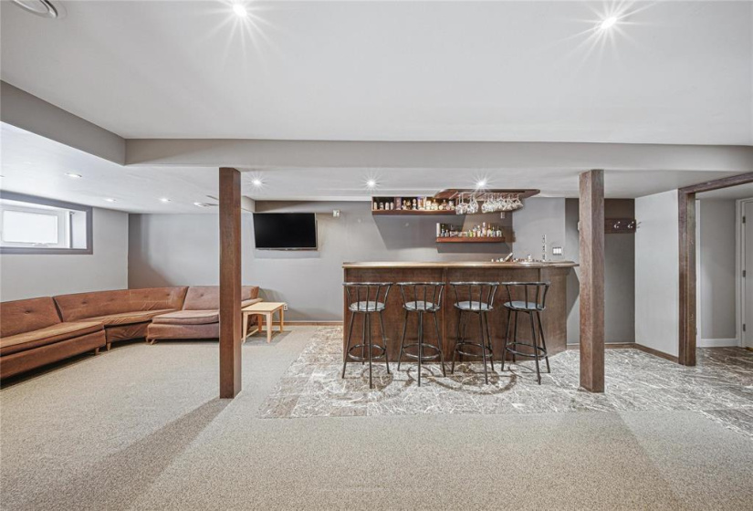 26 Alex Taylor, 3 Bedrooms Bedrooms, 10 Rooms Rooms,1 BathroomBathrooms,Residential,For Sale,Alex Taylor