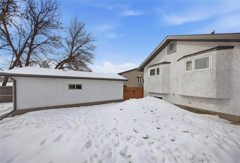 26 Alex Taylor, 3 Bedrooms Bedrooms, 10 Rooms Rooms,1 BathroomBathrooms,Residential,For Sale,Alex Taylor