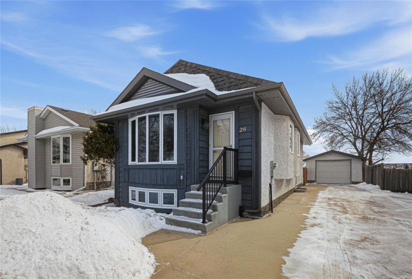 26 Alex Taylor, 3 Bedrooms Bedrooms, 10 Rooms Rooms,1 BathroomBathrooms,Residential,For Sale,Alex Taylor