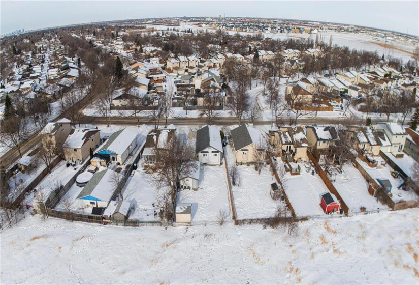 26 Alex Taylor, 3 Bedrooms Bedrooms, 10 Rooms Rooms,1 BathroomBathrooms,Residential,For Sale,Alex Taylor