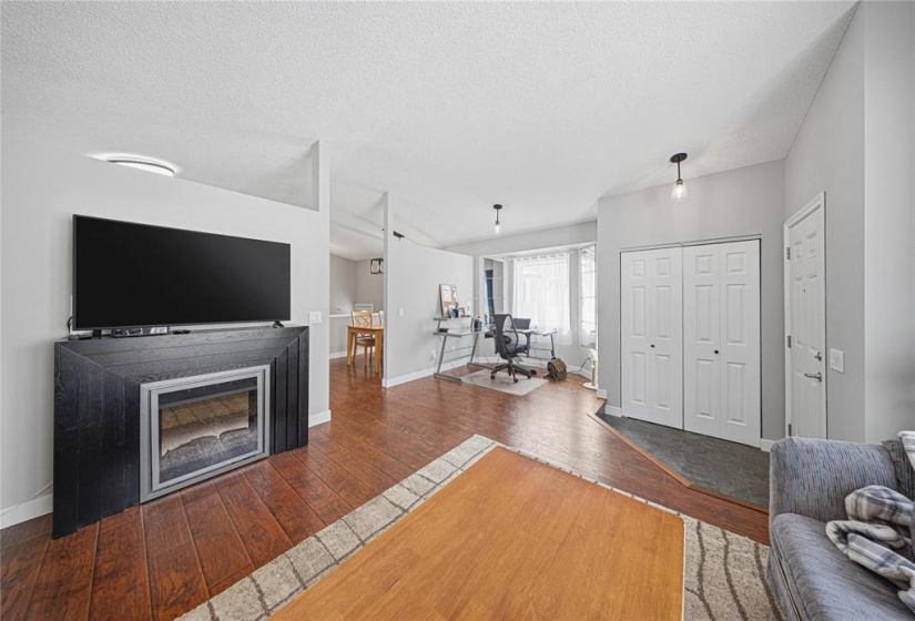 26 Alex Taylor, 3 Bedrooms Bedrooms, 10 Rooms Rooms,1 BathroomBathrooms,Residential,For Sale,Alex Taylor