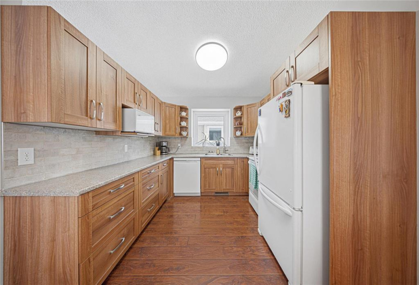 26 Alex Taylor, 3 Bedrooms Bedrooms, 10 Rooms Rooms,1 BathroomBathrooms,Residential,For Sale,Alex Taylor