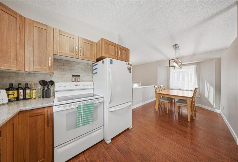 26 Alex Taylor, 3 Bedrooms Bedrooms, 10 Rooms Rooms,1 BathroomBathrooms,Residential,For Sale,Alex Taylor