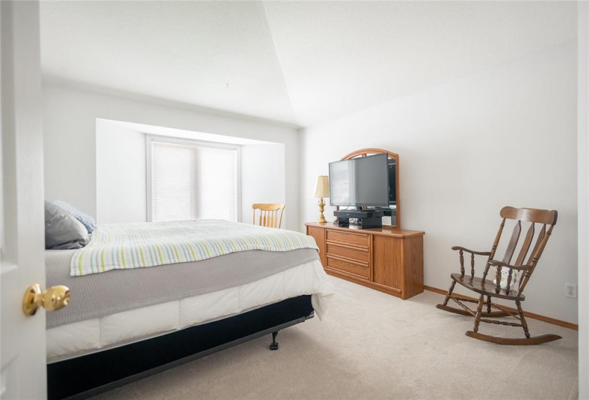 90 High Ridge, 4 Bedrooms Bedrooms, 14 Rooms Rooms,3 BathroomsBathrooms,Residential,For Sale,High Ridge