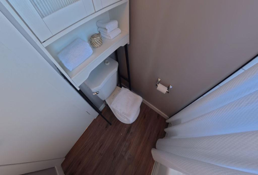 207 Portland, 4 Bedrooms Bedrooms, 8 Rooms Rooms,1 BathroomBathrooms,Residential,For Sale,Portland