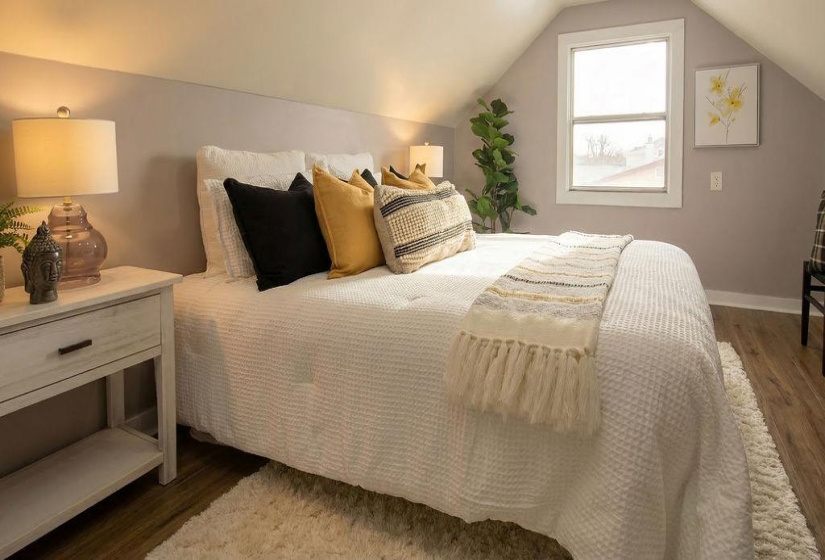 207 Portland, 4 Bedrooms Bedrooms, 8 Rooms Rooms,1 BathroomBathrooms,Residential,For Sale,Portland