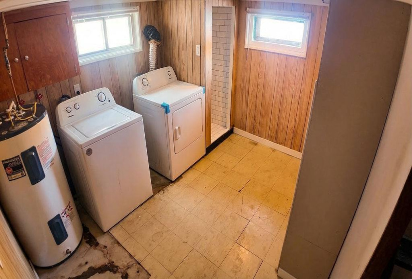 207 Portland, 4 Bedrooms Bedrooms, 8 Rooms Rooms,1 BathroomBathrooms,Residential,For Sale,Portland