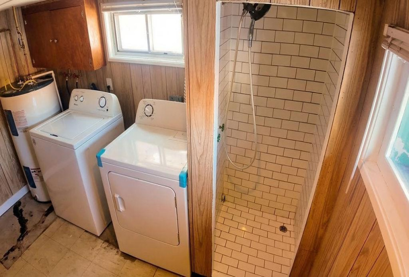 207 Portland, 4 Bedrooms Bedrooms, 8 Rooms Rooms,1 BathroomBathrooms,Residential,For Sale,Portland