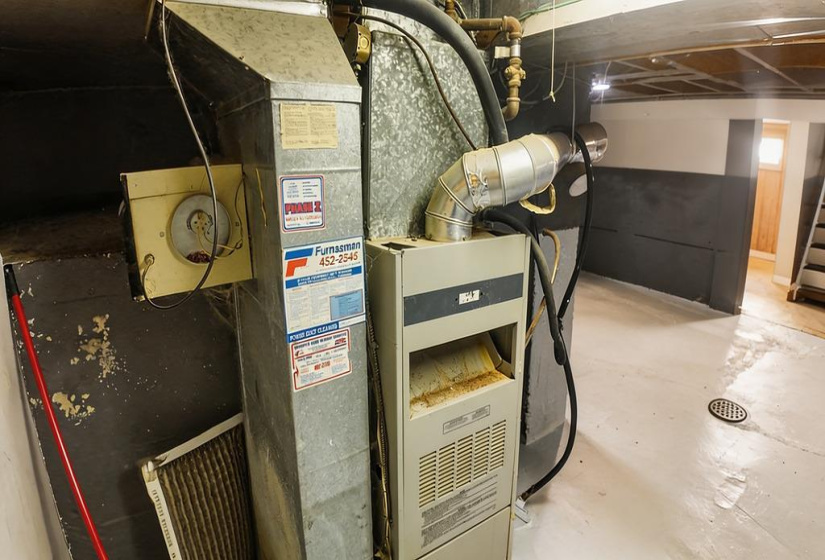 207 Portland, 4 Bedrooms Bedrooms, 8 Rooms Rooms,1 BathroomBathrooms,Residential,For Sale,Portland