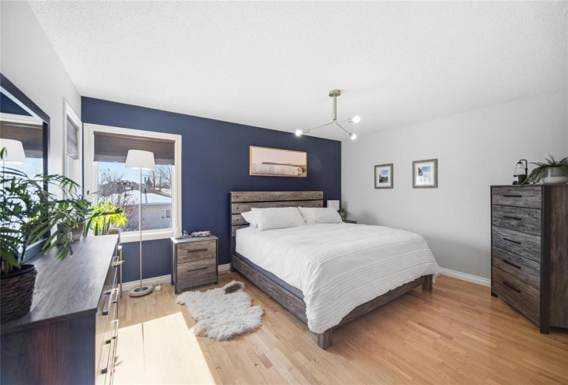 7 Saxon, 4 Bedrooms Bedrooms, 15 Rooms Rooms,3 BathroomsBathrooms,Residential,For Sale,Saxon