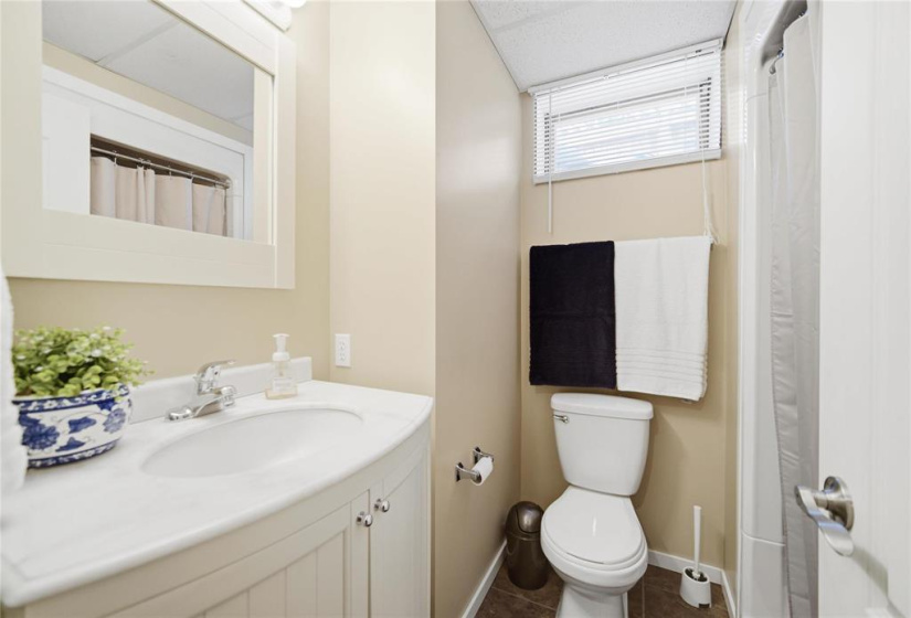 Basement 3-pc bath