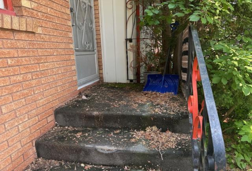 502 Harbison, ,Residential,For Sale,Harbison