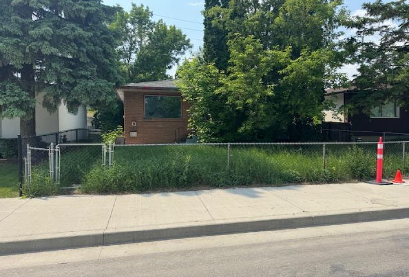 502 Harbison, ,Residential,For Sale,Harbison