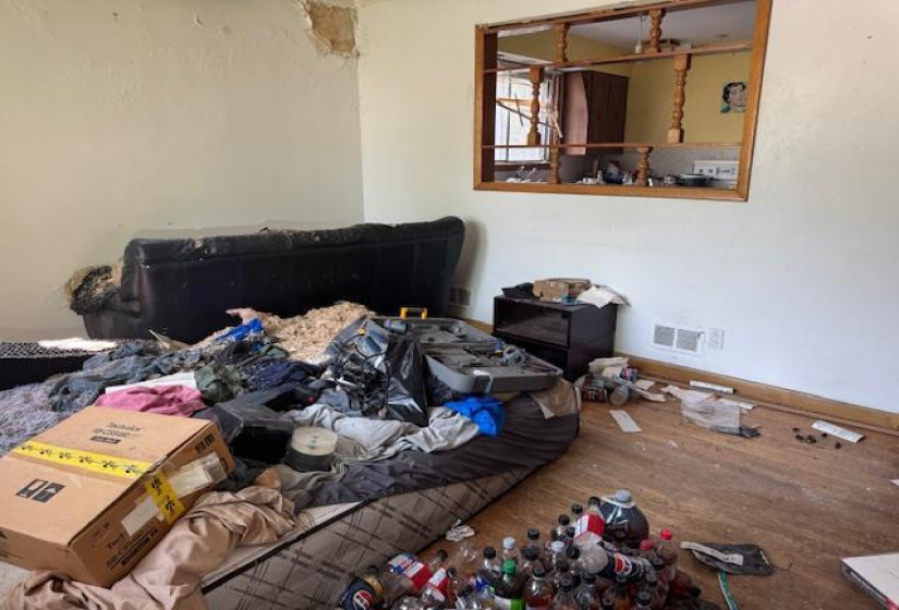 502 Harbison, ,Residential,For Sale,Harbison