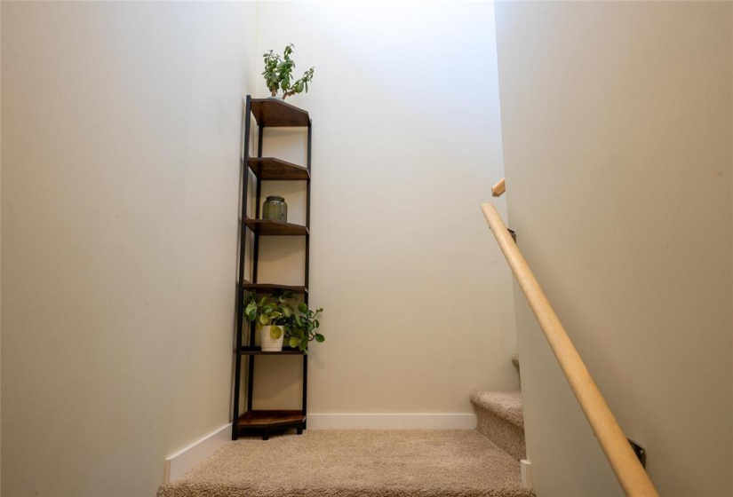 1355 Lee, 2 Bedrooms Bedrooms, 6 Rooms Rooms,2 BathroomsBathrooms,Condominium,For Sale,Lee