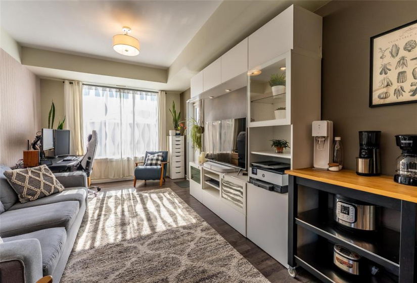 1355 Lee, 2 Bedrooms Bedrooms, 6 Rooms Rooms,2 BathroomsBathrooms,Condominium,For Sale,Lee