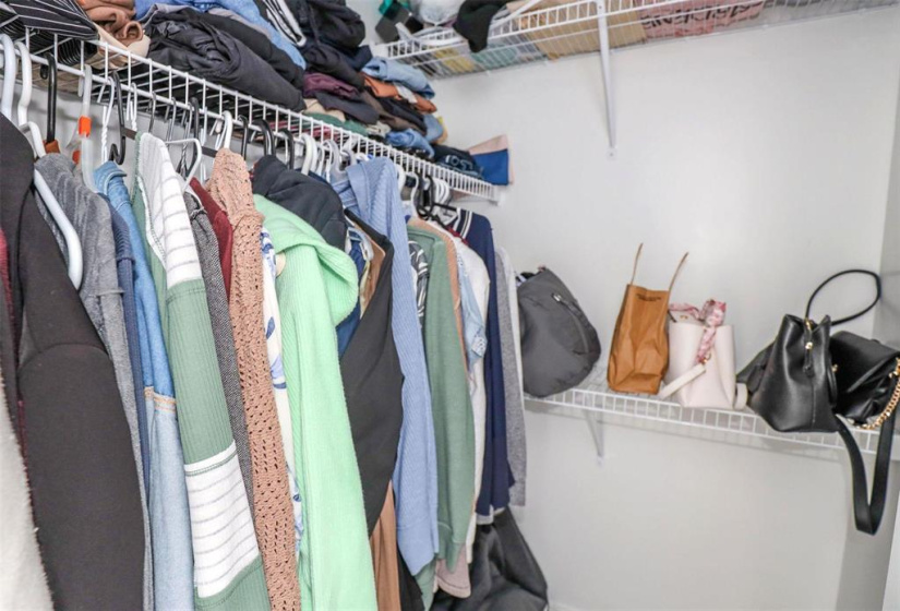 75 Fermor, 4 Bedrooms Bedrooms, 13 Rooms Rooms,3 BathroomsBathrooms,Residential,For Sale,Fermor