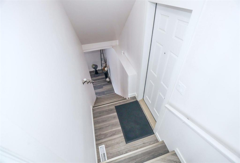 75 Fermor, 4 Bedrooms Bedrooms, 13 Rooms Rooms,3 BathroomsBathrooms,Residential,For Sale,Fermor