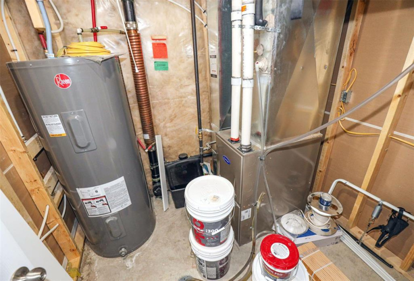 75 Fermor, 4 Bedrooms Bedrooms, 13 Rooms Rooms,3 BathroomsBathrooms,Residential,For Sale,Fermor