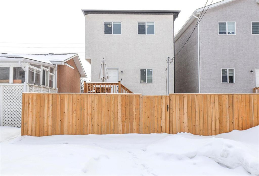 75 Fermor, 4 Bedrooms Bedrooms, 13 Rooms Rooms,3 BathroomsBathrooms,Residential,For Sale,Fermor