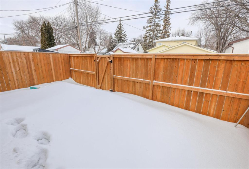 75 Fermor, 4 Bedrooms Bedrooms, 13 Rooms Rooms,3 BathroomsBathrooms,Residential,For Sale,Fermor