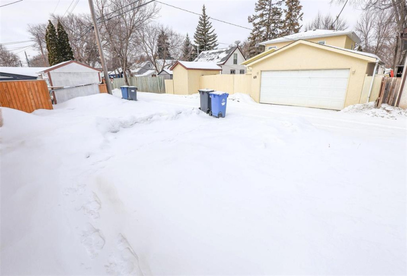 75 Fermor, 4 Bedrooms Bedrooms, 13 Rooms Rooms,3 BathroomsBathrooms,Residential,For Sale,Fermor