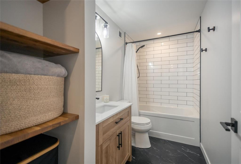 171 Tanager, 3 Bedrooms Bedrooms, 13 Rooms Rooms,3 BathroomsBathrooms,Residential,For Sale,Tanager