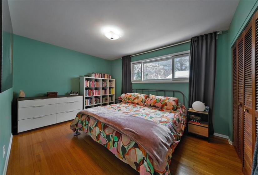 696 Patricia, 4 Bedrooms Bedrooms, 10 Rooms Rooms,2 BathroomsBathrooms,Residential,For Sale,Patricia