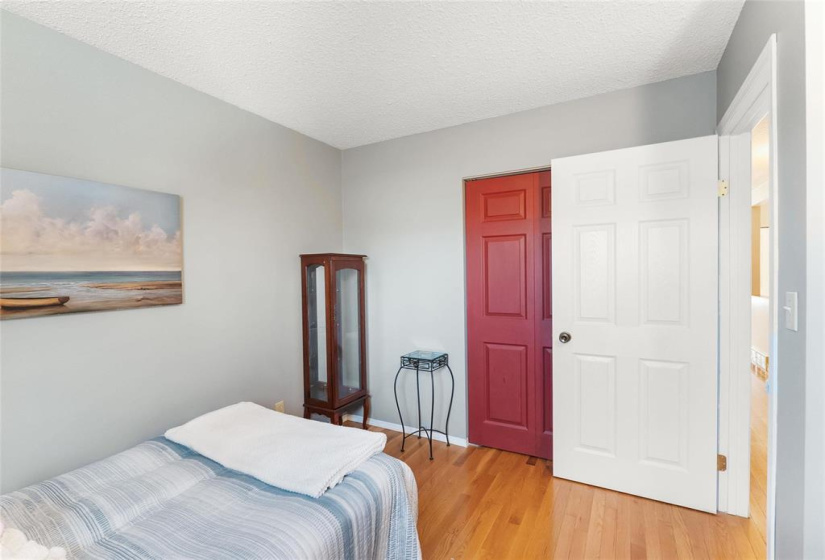 74 Kennington, 4 Bedrooms Bedrooms, 11 Rooms Rooms,2 BathroomsBathrooms,Residential,For Sale,Kennington