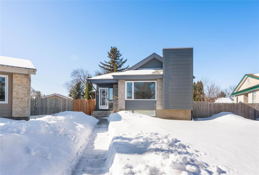 Welcome to 74 Kennington Bay