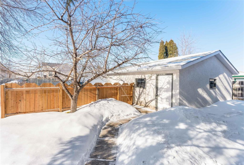 Double detached garage