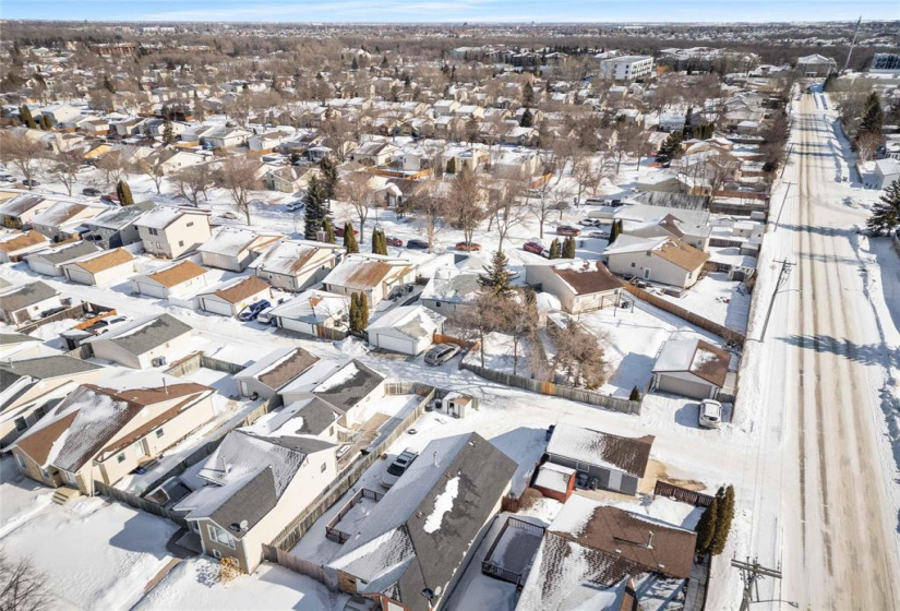 74 Kennington, 4 Bedrooms Bedrooms, 11 Rooms Rooms,2 BathroomsBathrooms,Residential,For Sale,Kennington