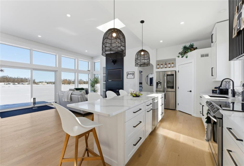 515 Hall, 3 Bedrooms Bedrooms, 9 Rooms Rooms,2 BathroomsBathrooms,Residential,For Sale,Hall