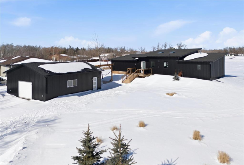 515 Hall, 3 Bedrooms Bedrooms, 9 Rooms Rooms,2 BathroomsBathrooms,Residential,For Sale,Hall