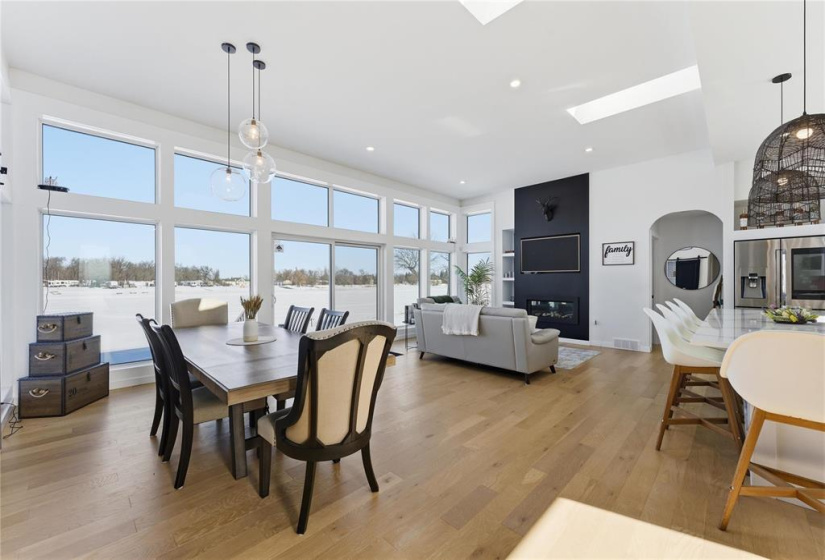 515 Hall, 3 Bedrooms Bedrooms, 9 Rooms Rooms,2 BathroomsBathrooms,Residential,For Sale,Hall