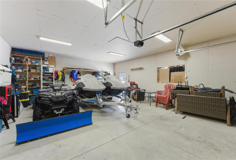 515 Hall, 3 Bedrooms Bedrooms, 9 Rooms Rooms,2 BathroomsBathrooms,Residential,For Sale,Hall