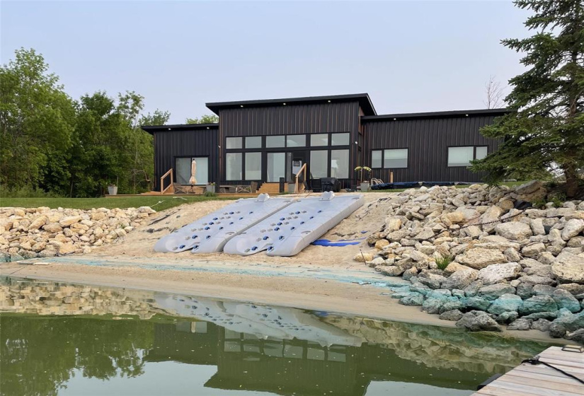 515 Hall, 3 Bedrooms Bedrooms, 9 Rooms Rooms,2 BathroomsBathrooms,Residential,For Sale,Hall