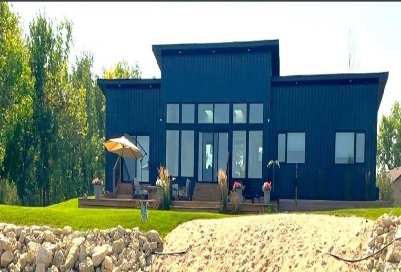 515 Hall, 3 Bedrooms Bedrooms, 9 Rooms Rooms,2 BathroomsBathrooms,Residential,For Sale,Hall