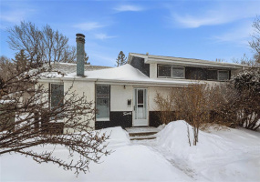 20 Maplehurst, 3 Bedrooms Bedrooms, 11 Rooms Rooms,1 BathroomBathrooms,Residential,For Sale,Maplehurst