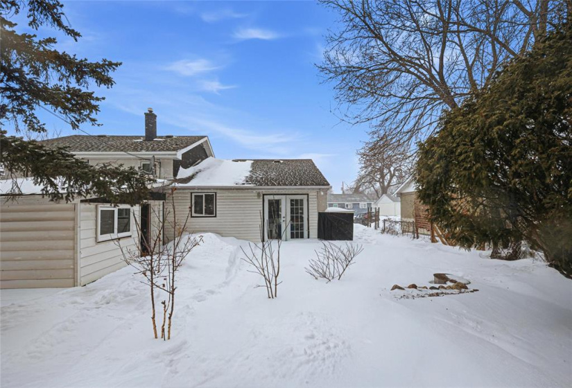 20 Maplehurst, 3 Bedrooms Bedrooms, 11 Rooms Rooms,1 BathroomBathrooms,Residential,For Sale,Maplehurst