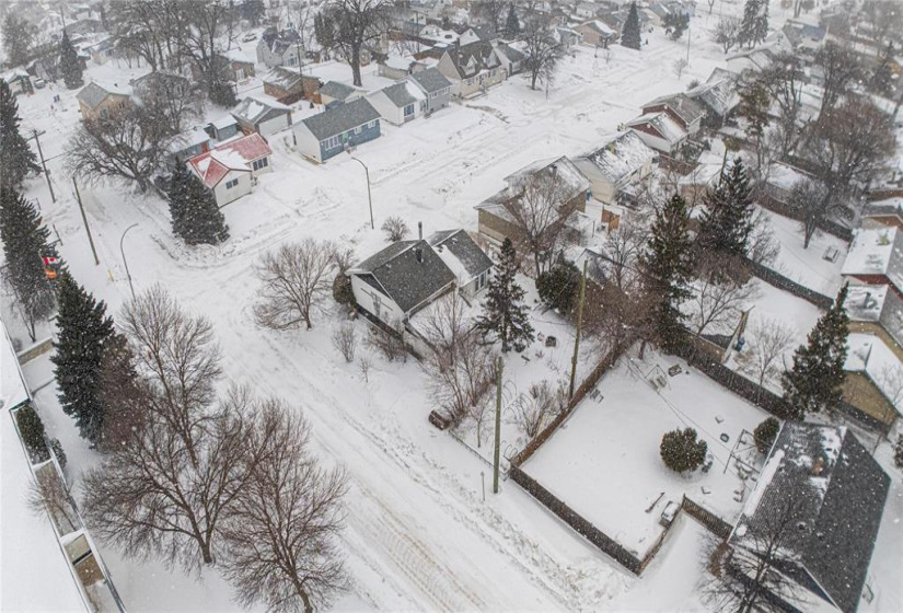 20 Maplehurst, 3 Bedrooms Bedrooms, 11 Rooms Rooms,1 BathroomBathrooms,Residential,For Sale,Maplehurst